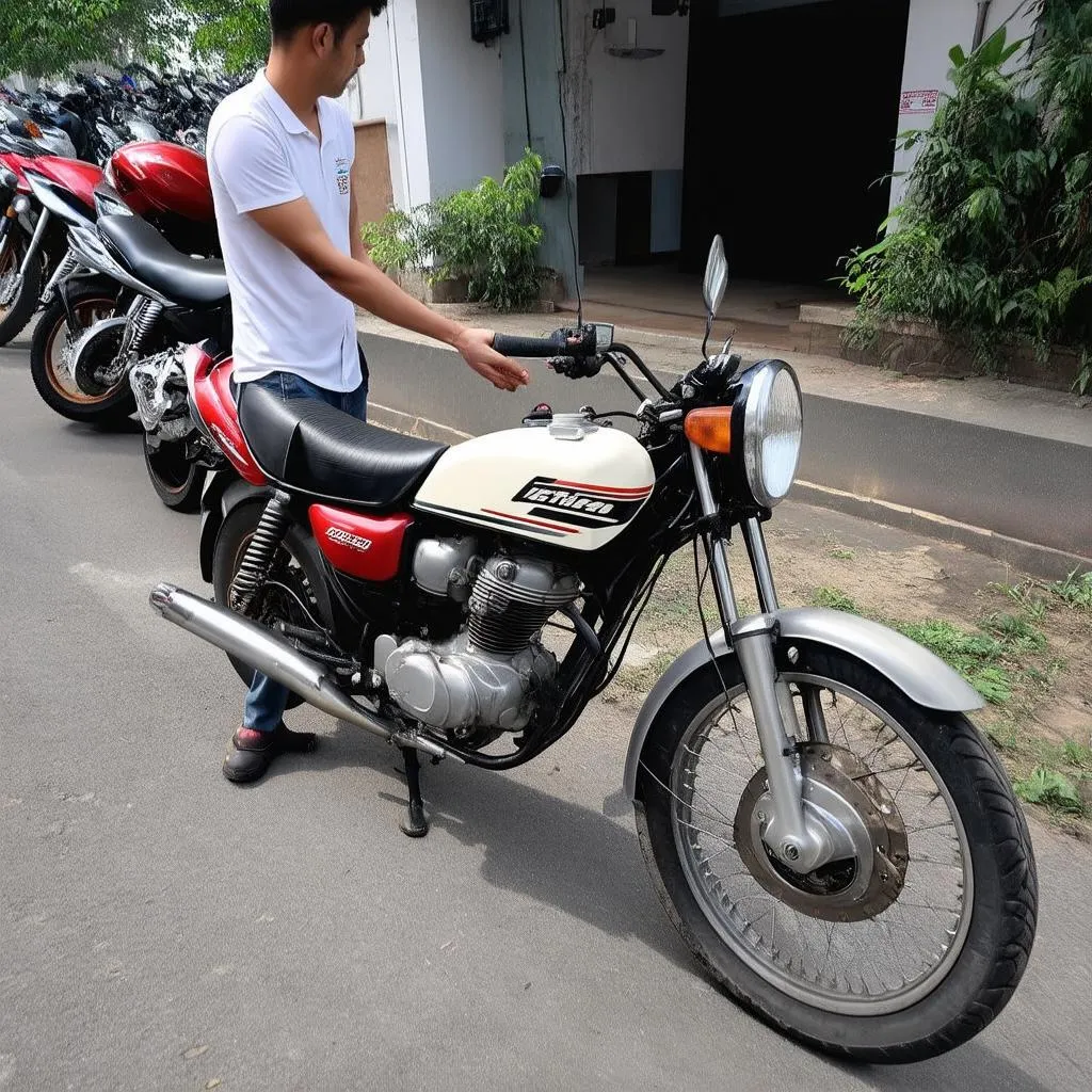 xe-cb150-cu-ha-noi