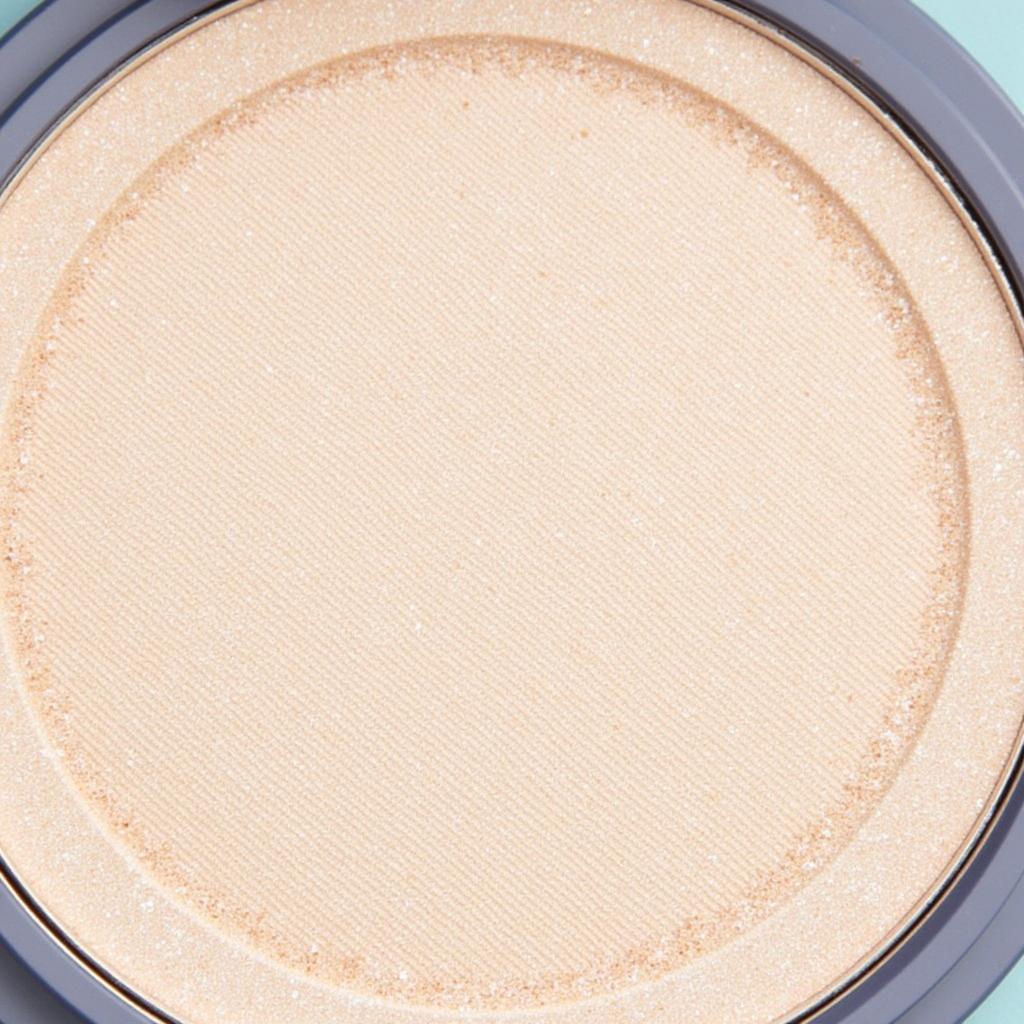 Chất phấn mịn màng của Becca Ocean Jewels Highlighter